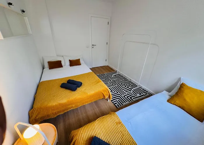 The Crespo House - No 1d - & Πανσιόν Lisboa