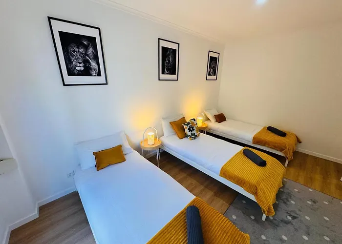 The Crespo House - No 1d - & *